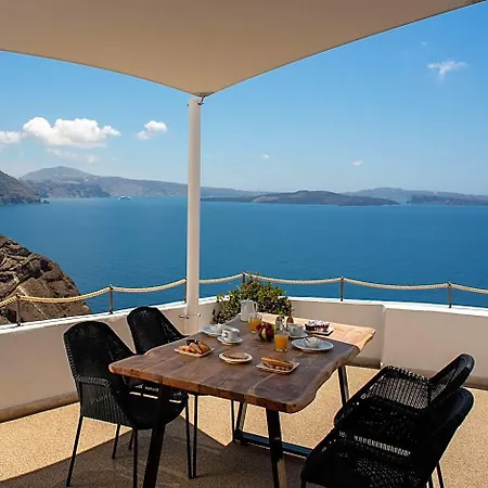 Hotel Strogili Traditional Oia